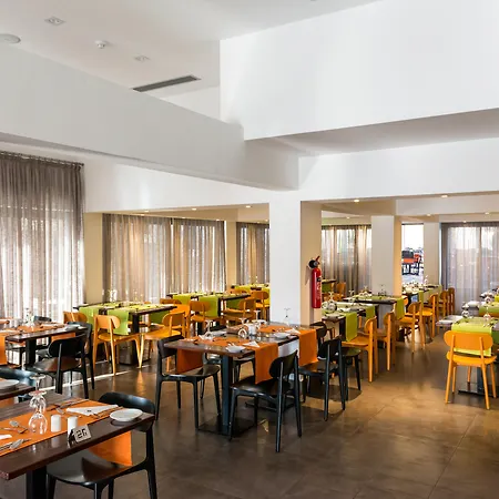 Kefalos Damon 公寓式酒店 3*